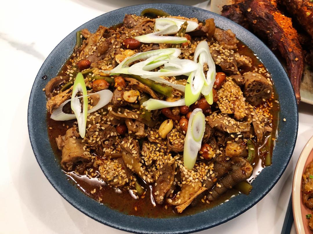 黄鸡肉（白宰鸡凉拌鸡）的做法