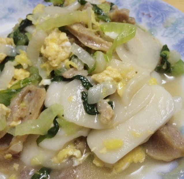 杂蔬鸡蛋炒年糕