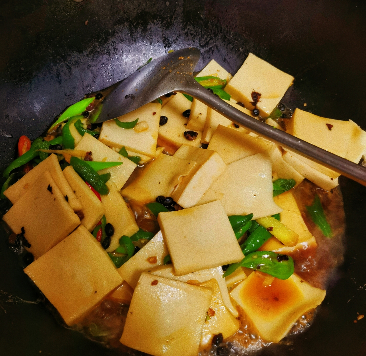 小炒千页豆腐的做法 步骤3