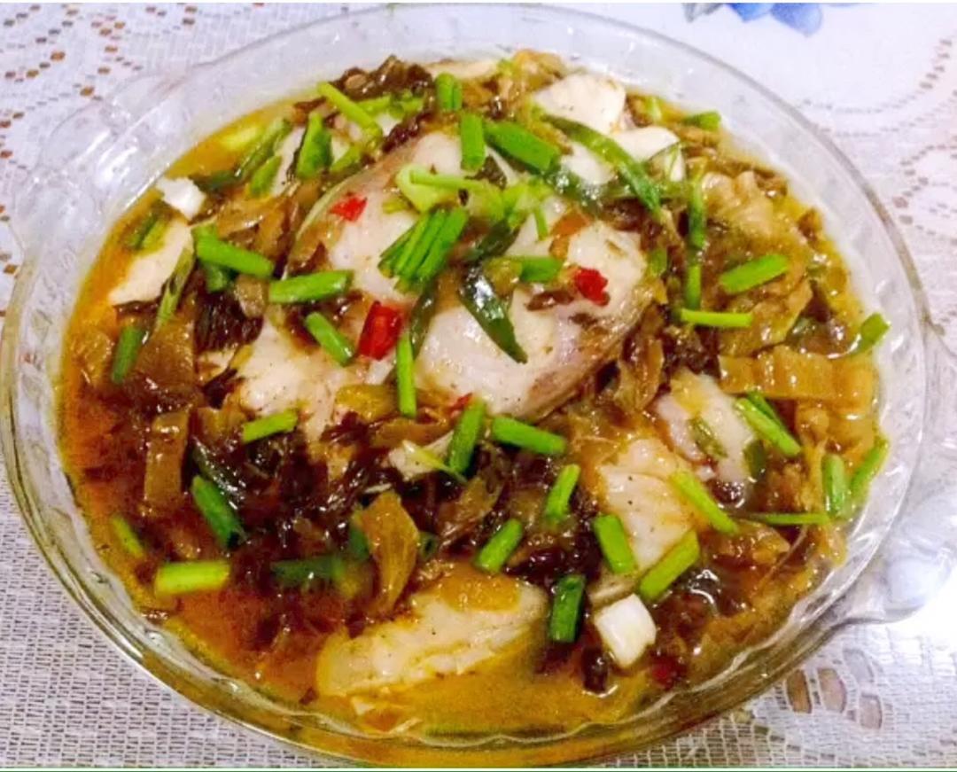 酸菜青鱼块的做法