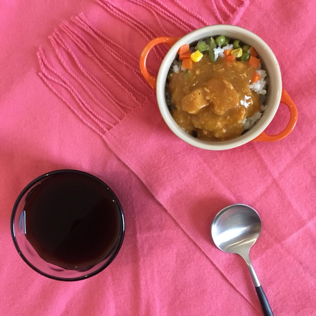 一个人两只碗三口锅的小日子