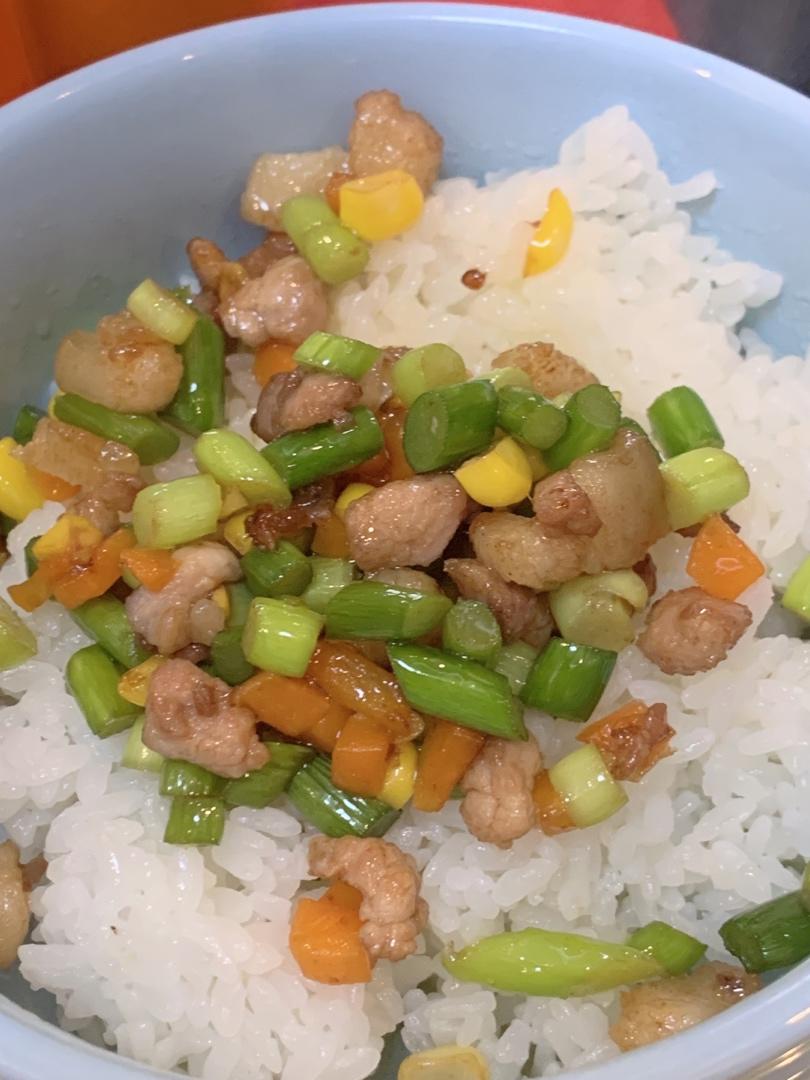 超下饭的蒜苔肉末