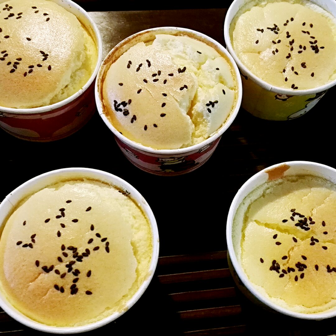 软绵绵戚风纸杯蛋糕