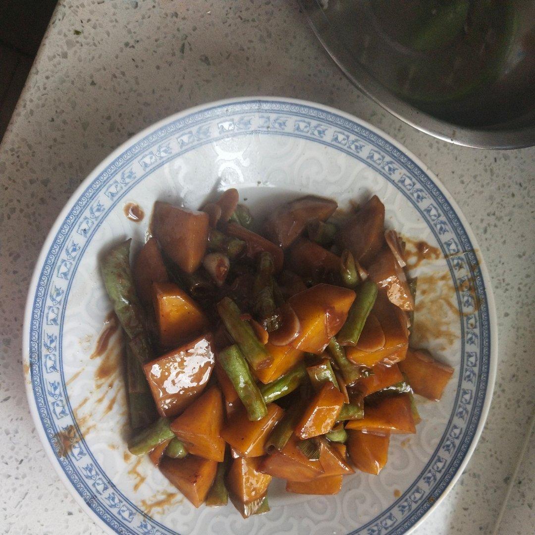 土豆炖豆角