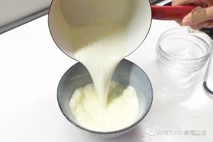超暖小甜品——姜汁撞奶的做法 步骤8