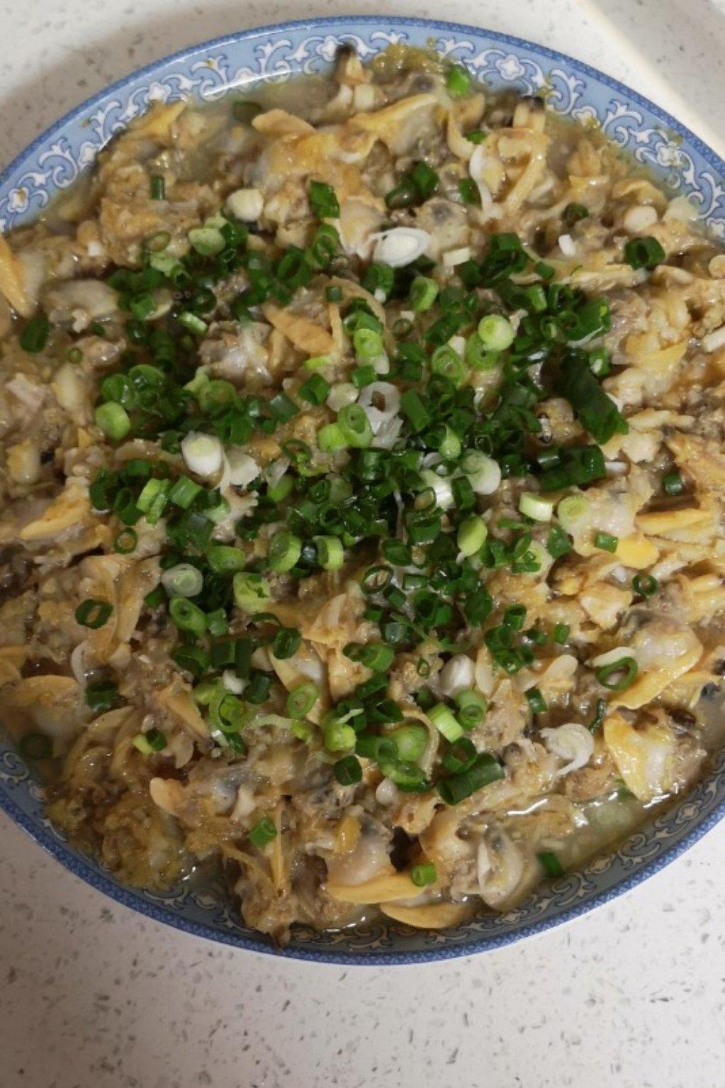 厨师长教你：“粉丝蒸花甲”的家常做法，特别适合老人孩子食用