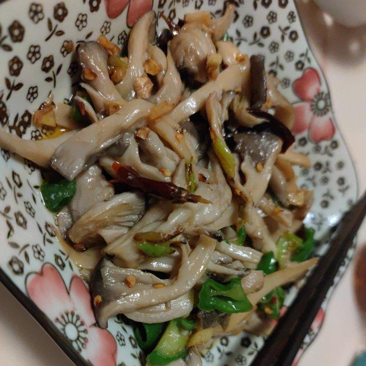 素炒平菇