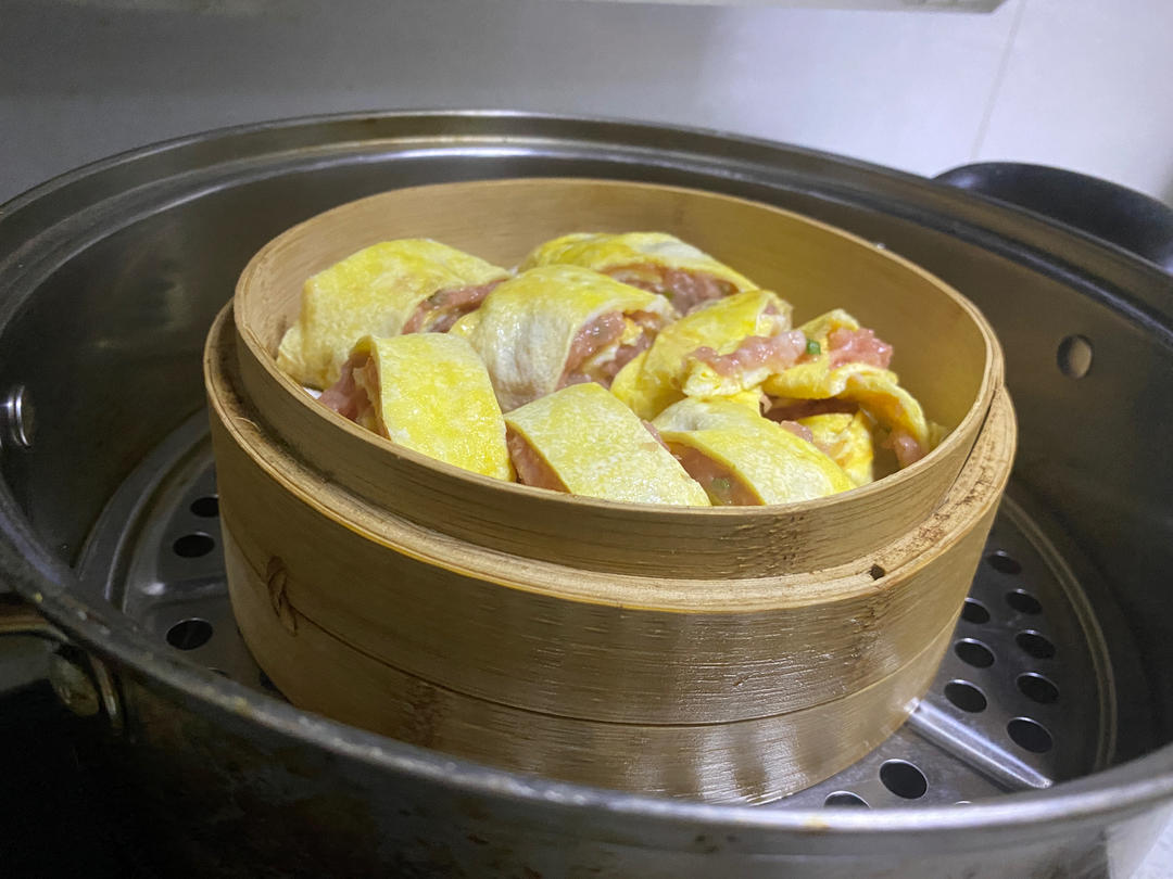 宝贝最喜欢的营养健康蒸菜——虾仁肉蛋卷