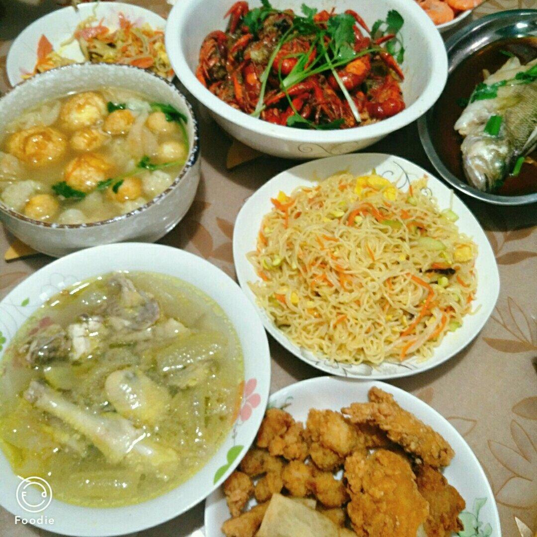 路边摊风味炒方便面