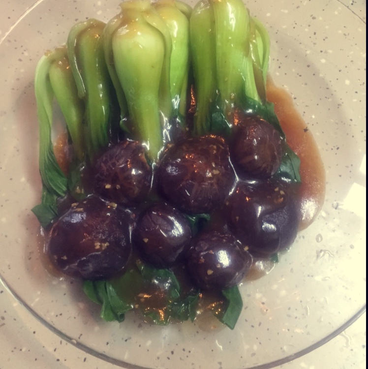 浇汁香菇油菜