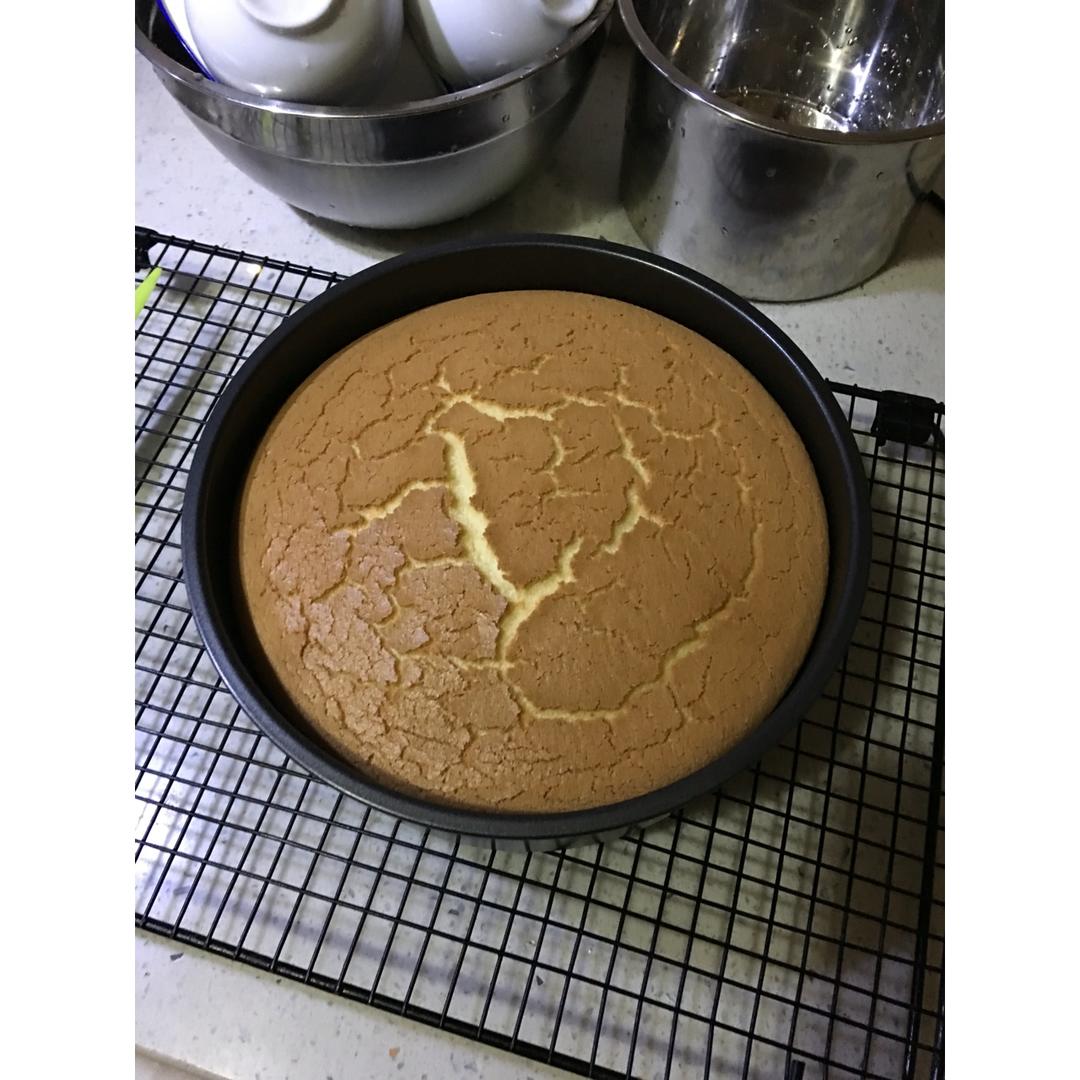 烤箱做蛋糕（戚风蛋糕的做法）