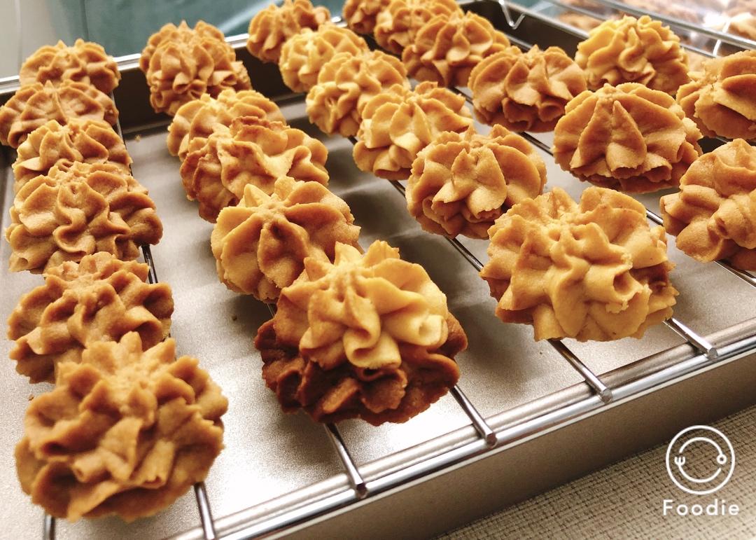 一抿即化酥到掉渣的珍妮曲奇云顶小花/烘焙视频饼干篇1