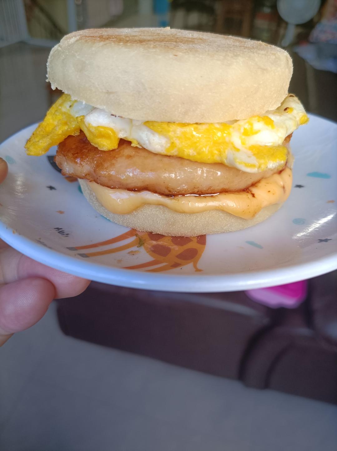 猪柳蛋麦满分 —英式玛芬胚English muffin