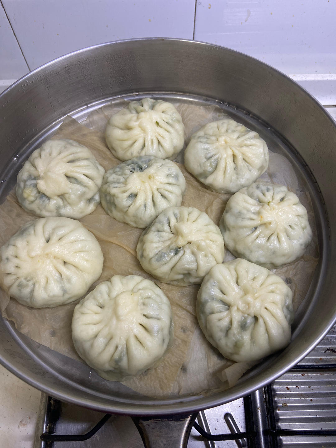 小白菜虾皮鸡蛋菜包子