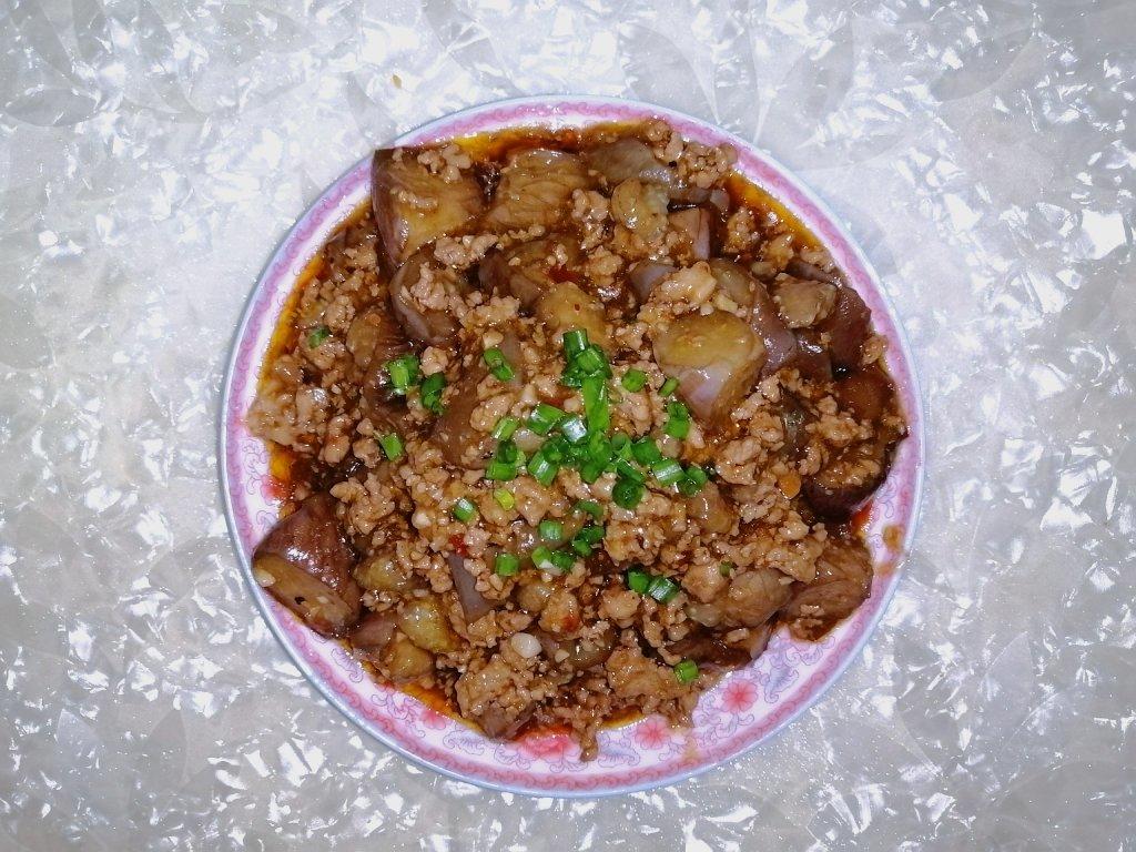 厨师长教你：“肉末烧茄子”的家常做法，口感软糯适合下饭，收藏