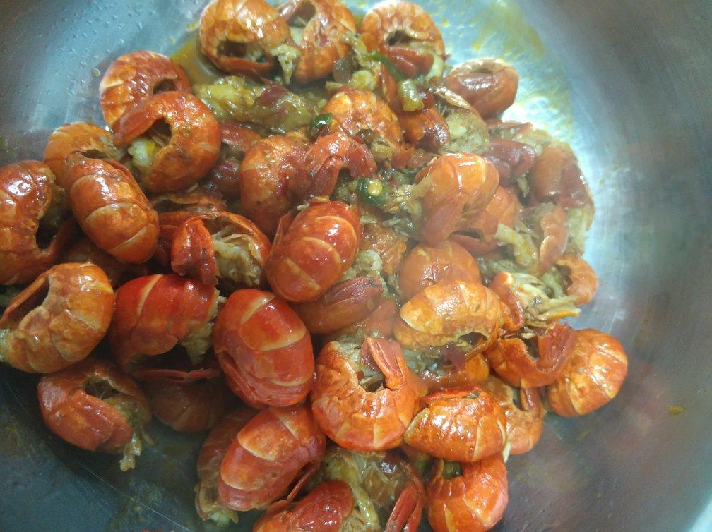 香辣小龙虾-超详细处理干净步骤！