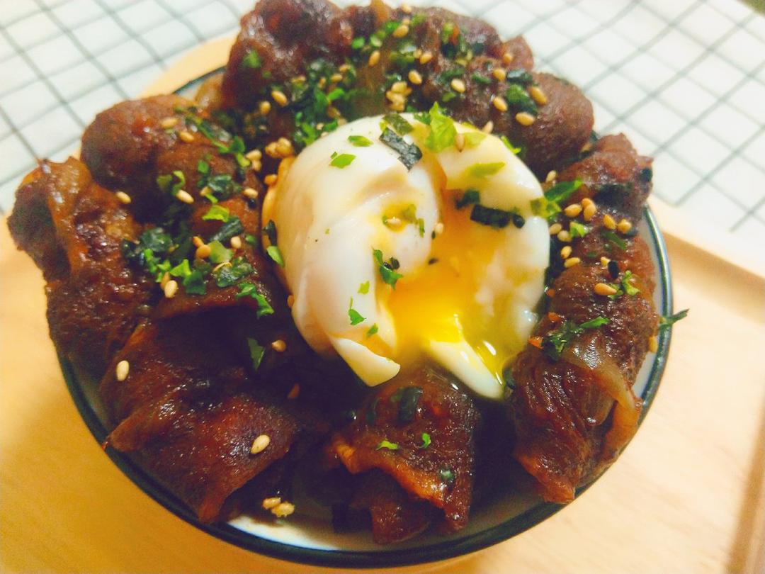 日式牛肉盖饭