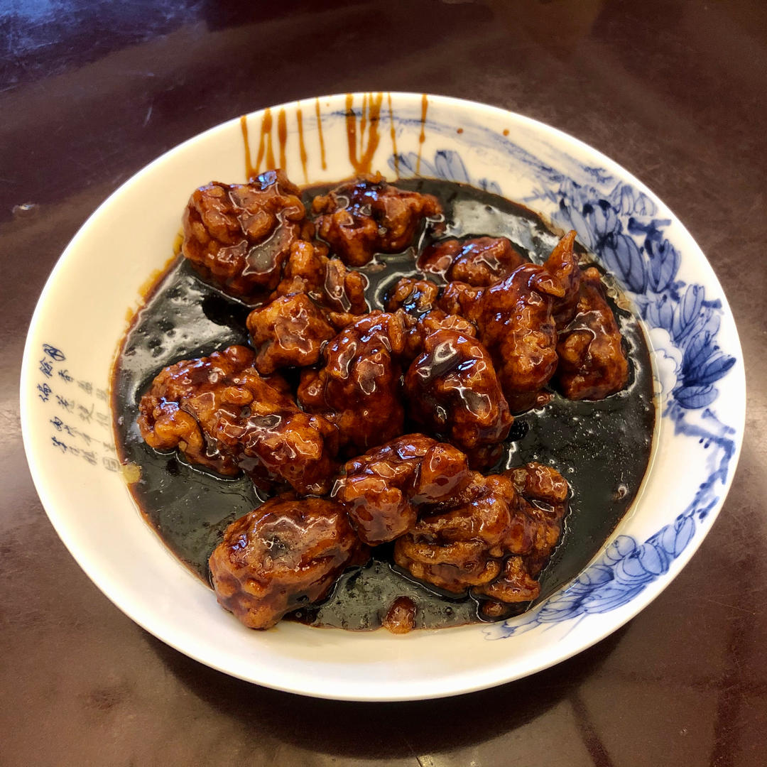 厨师长教你：“糖醋排骨”的传统做法，口感丰富细腻