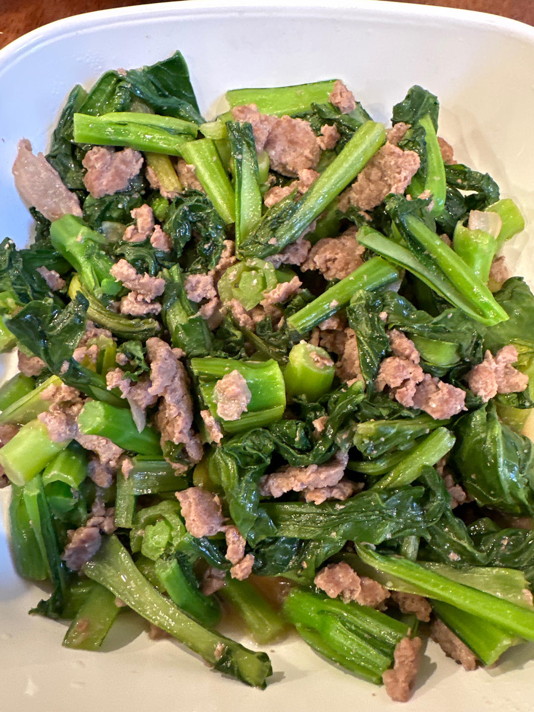 好吃的肉酱炒菜心