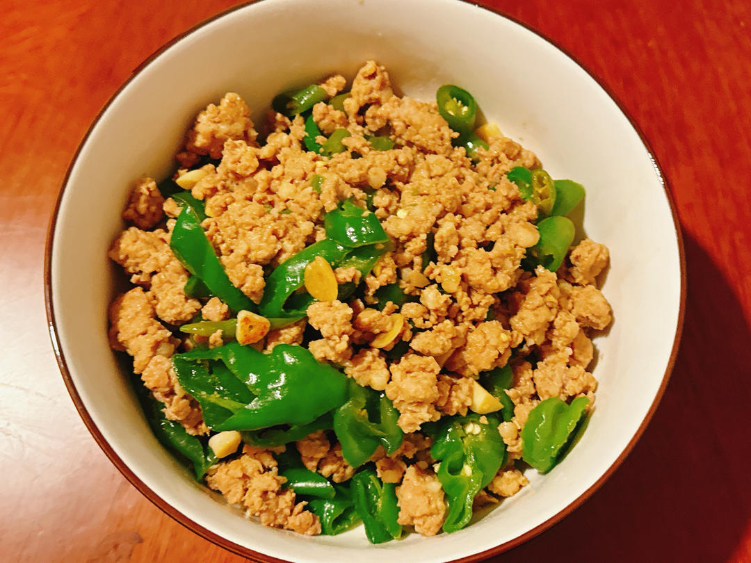 干饭神器 辣椒炒肉沫