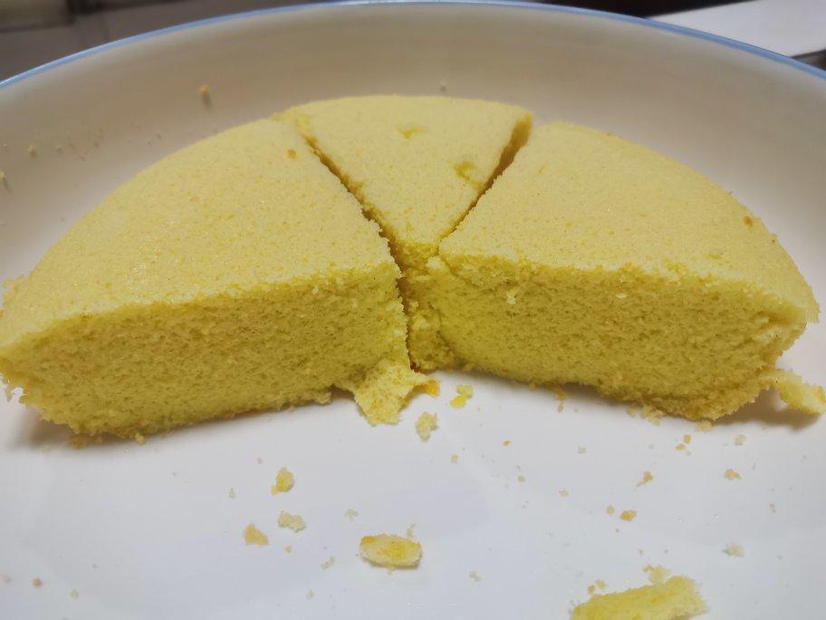 蒸玉米粉蛋糕