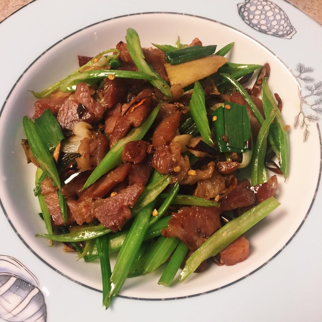 西芹炒腊肉