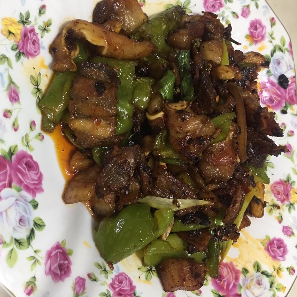 年夜饭必做-蒜苗回锅肉