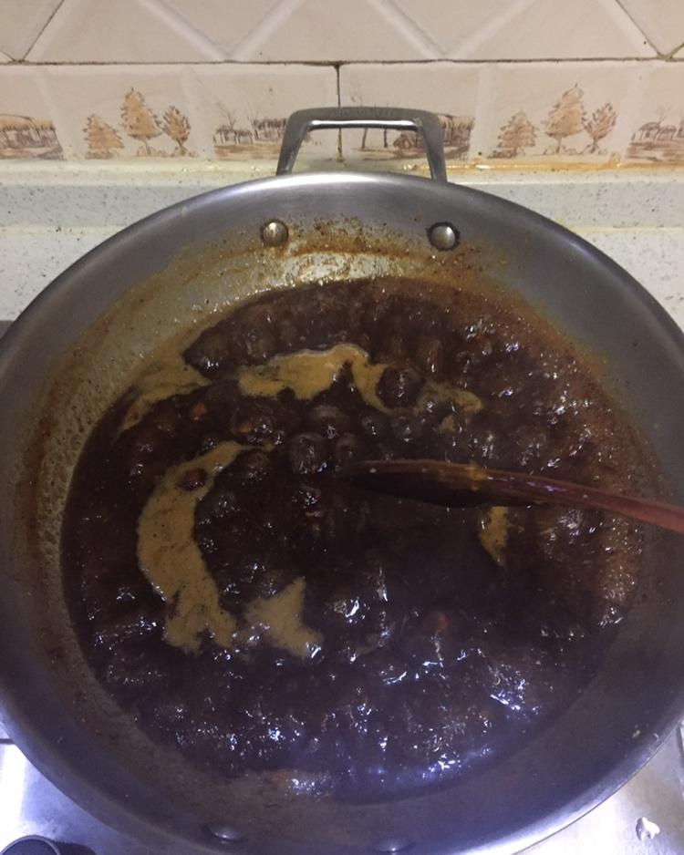 黑糖红枣枸杞姜母茶酱