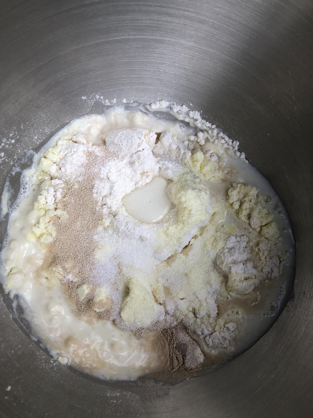 纯奶手撕吐司的做法 步骤1