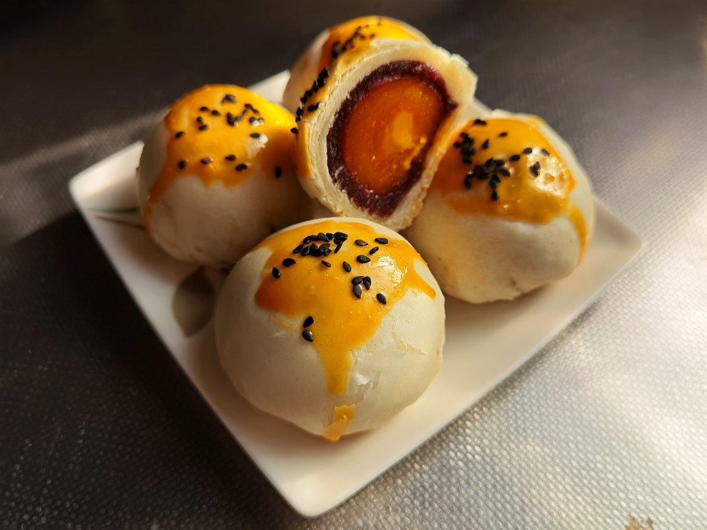 蛋黄酥