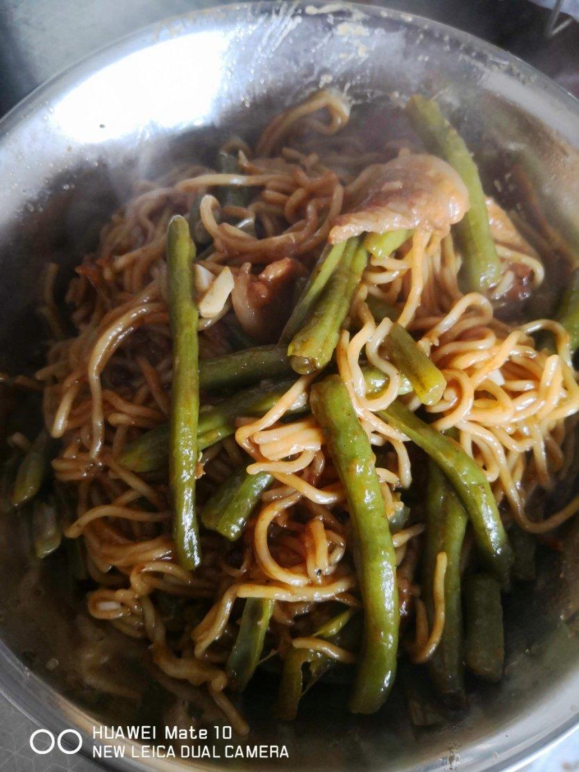 豆角焖面