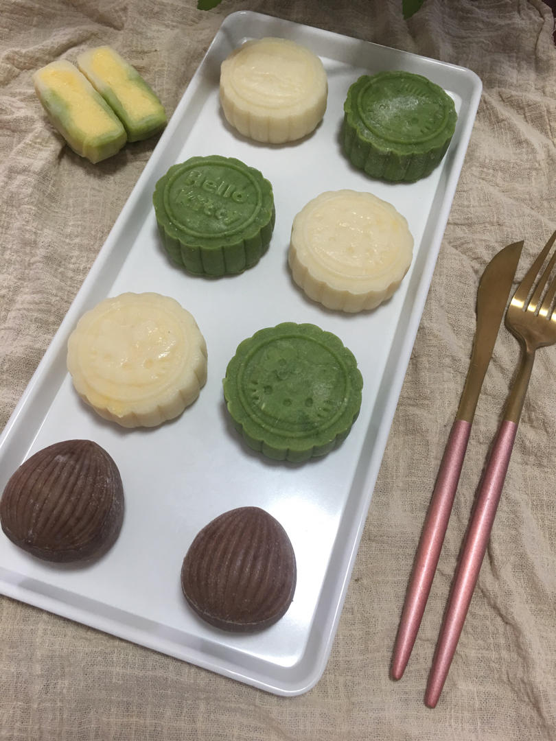 芝士奶黄冰皮月饼