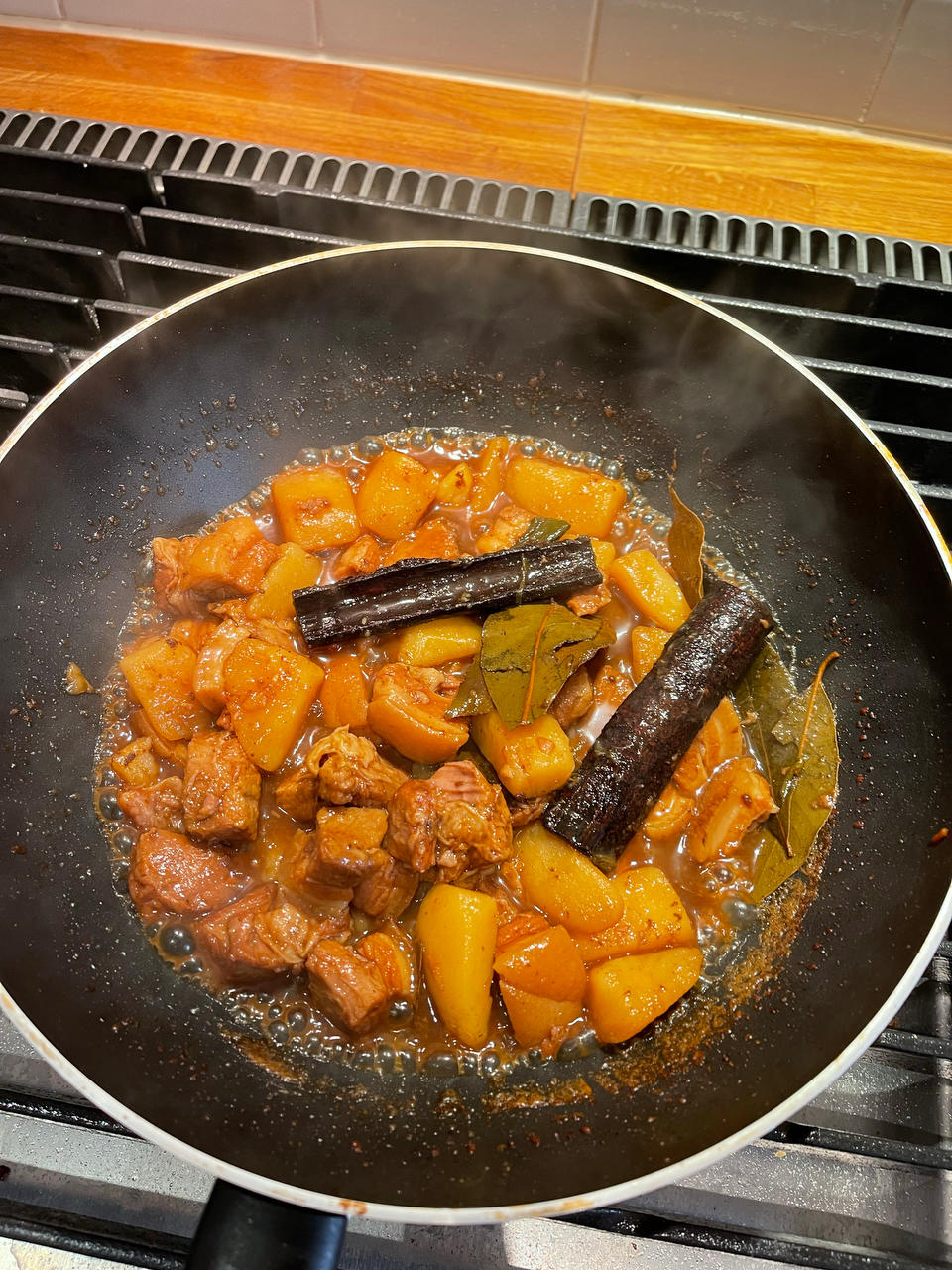红烧肉炖土豆