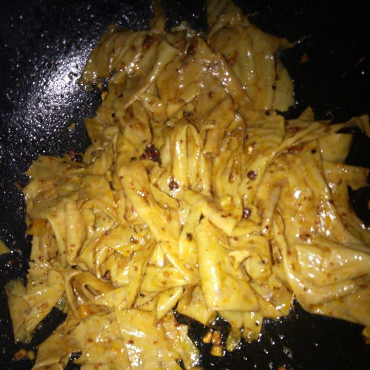 馋嘴小食| 自制麻辣豆皮