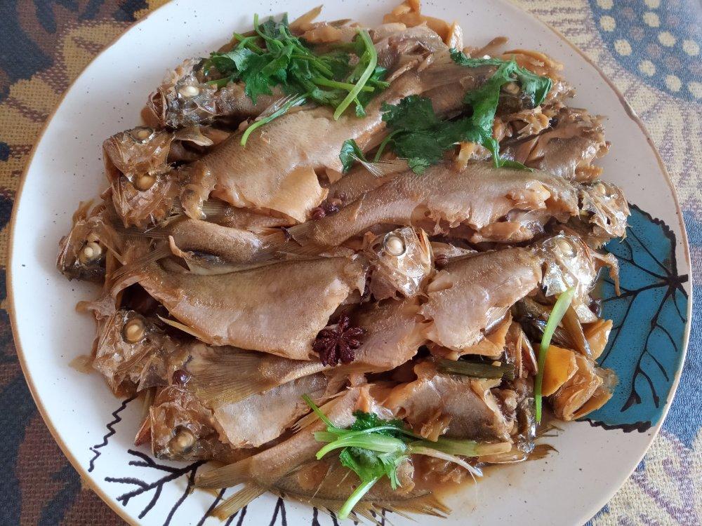 家常炖小黄花鱼
