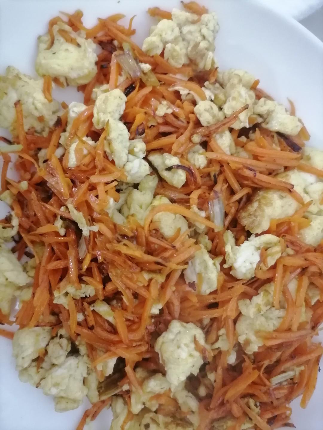 广受好评的胡萝卜炒鸡蛋，有秘诀