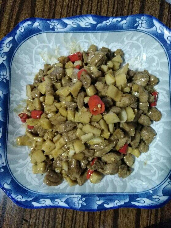 家常菜~杏鲍菇烧牛肉粒