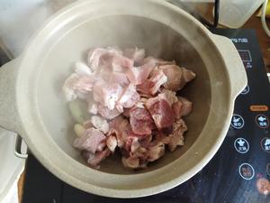 牛腩土豆煲的做法 步骤6