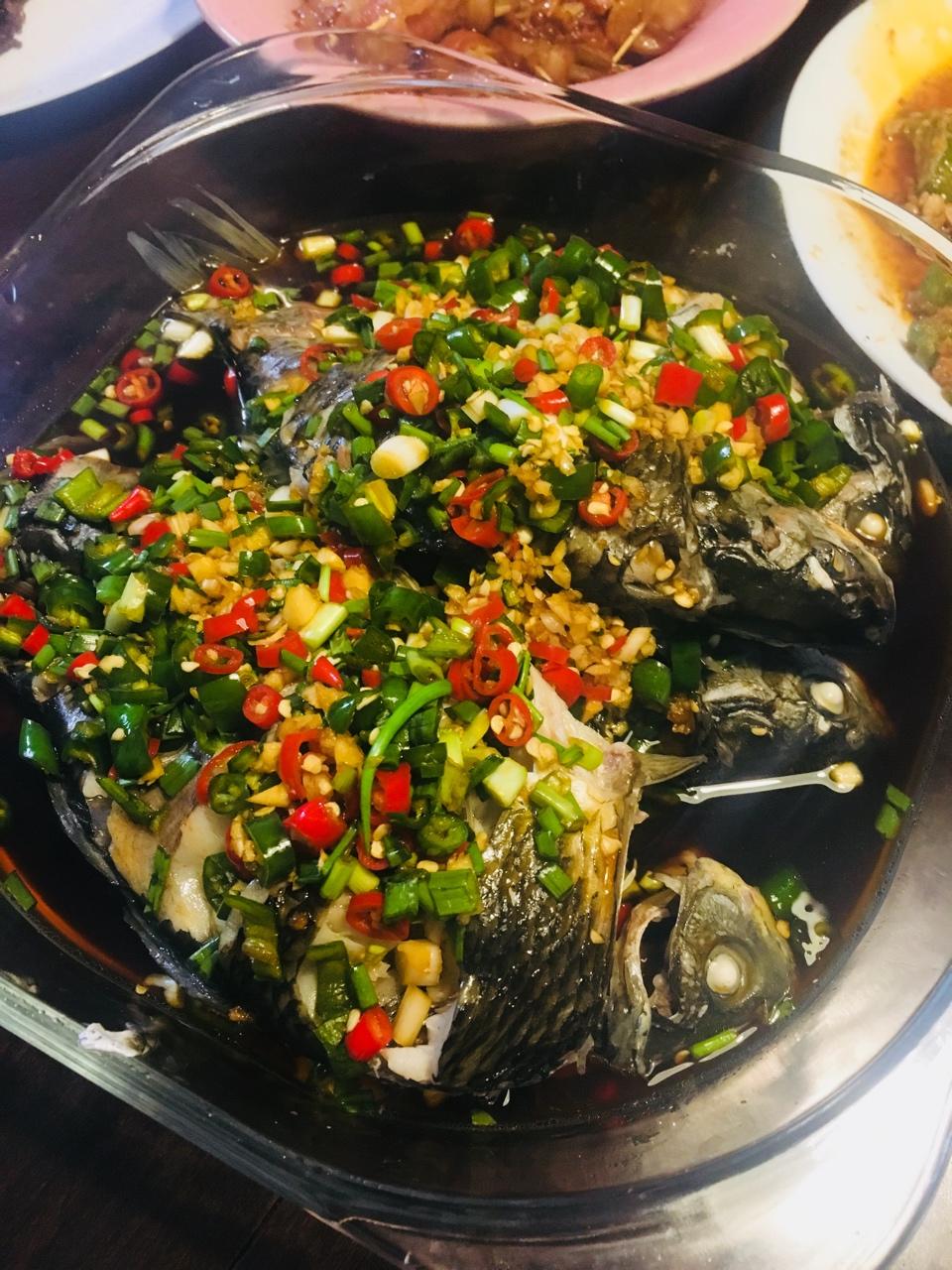 《快手川菜》鲜辣凉拌鲫鱼