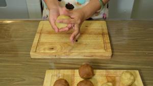 广式月饼—红莲蓉蛋黄馅、奶油椰丝馅的做法 步骤24