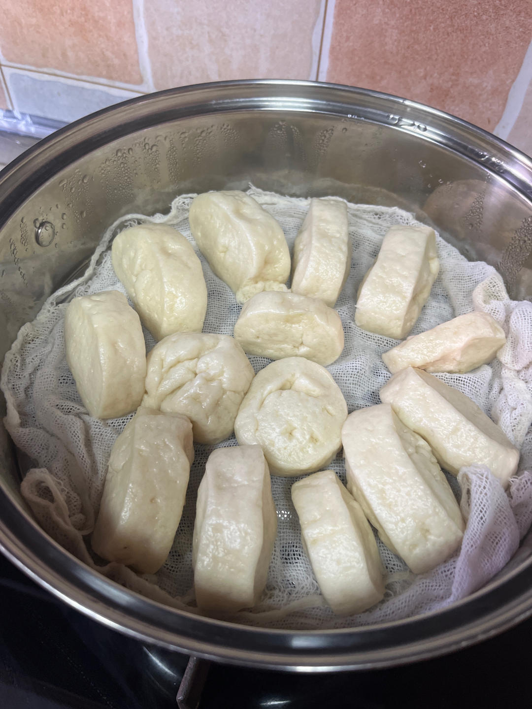 一发奶香小馒头，口感特别好！