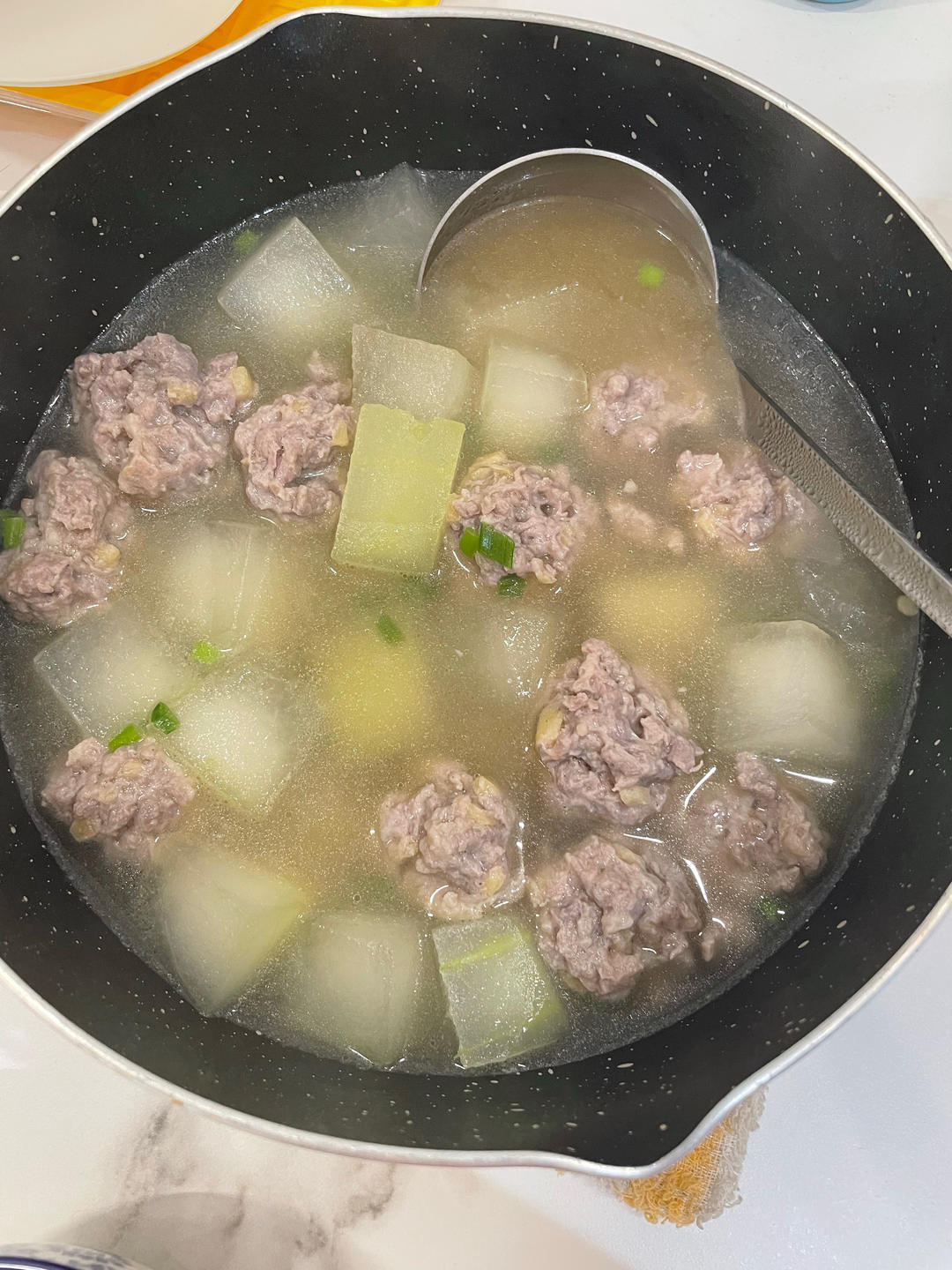 巨鲜美的冬瓜丸子汤