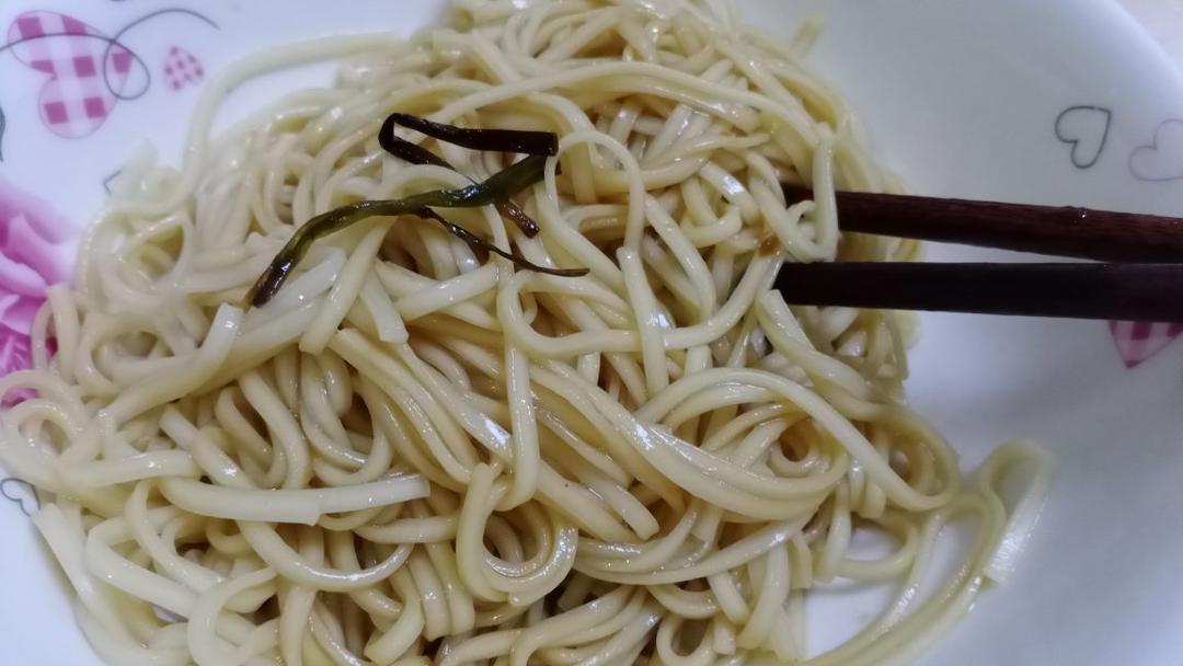极香的葱油面