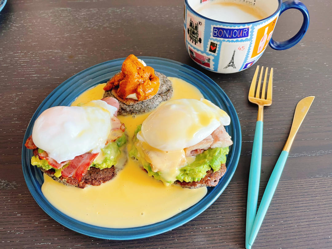 班尼迪克蛋(Egg Benedict) 的N种吃法  — 鱼子酱舒芙蕾松饼(Caviar Soufflé Pancake)篇 — 内附7种Egg Benedict做法
