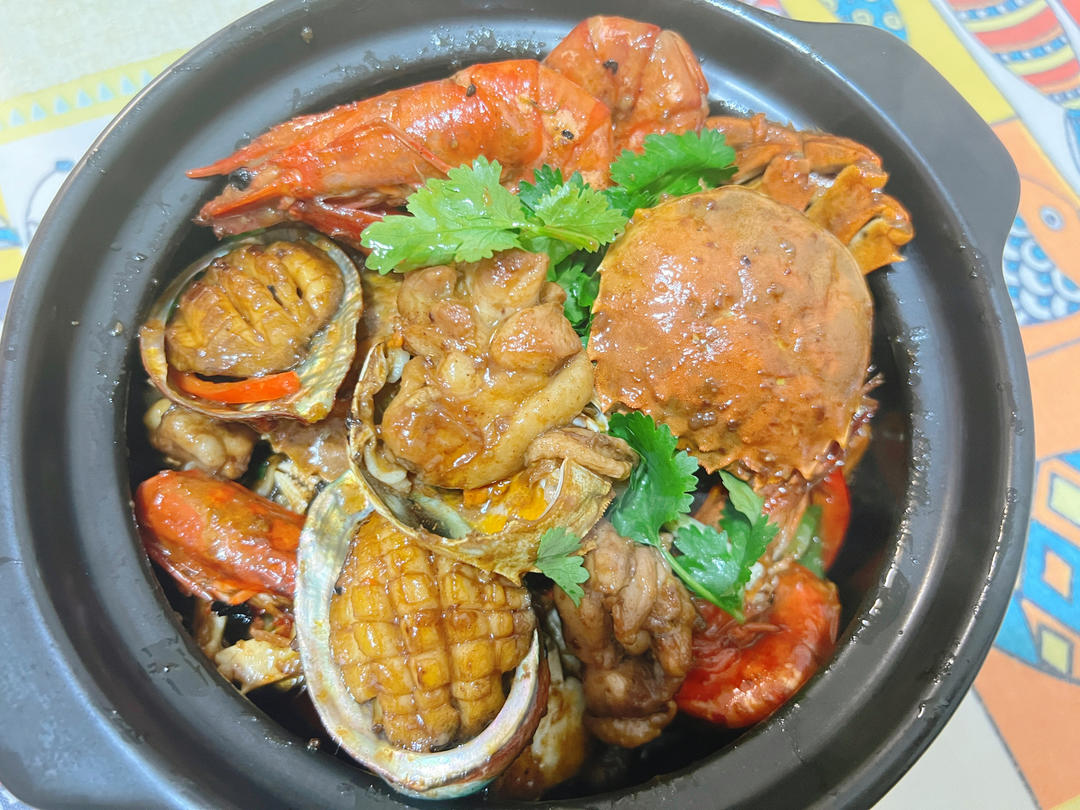 鲜甜的鸡煲蟹