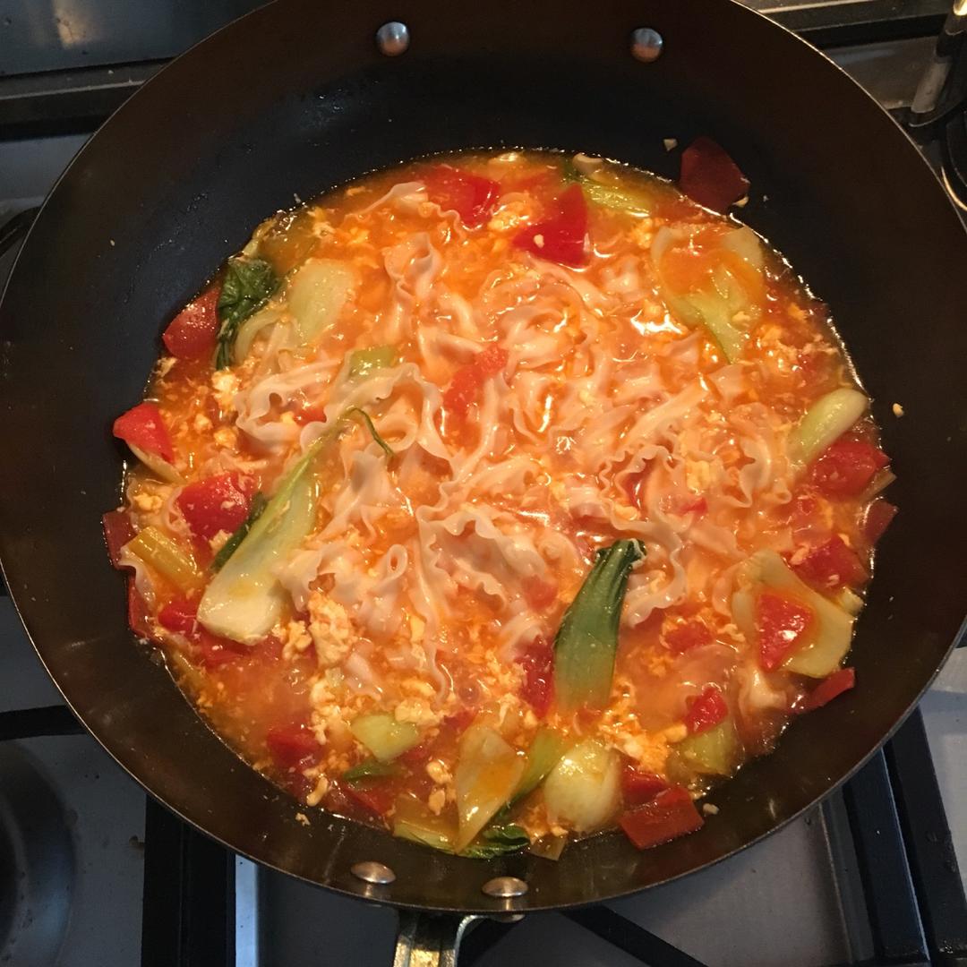 西红柿鸡蛋疙瘩汤