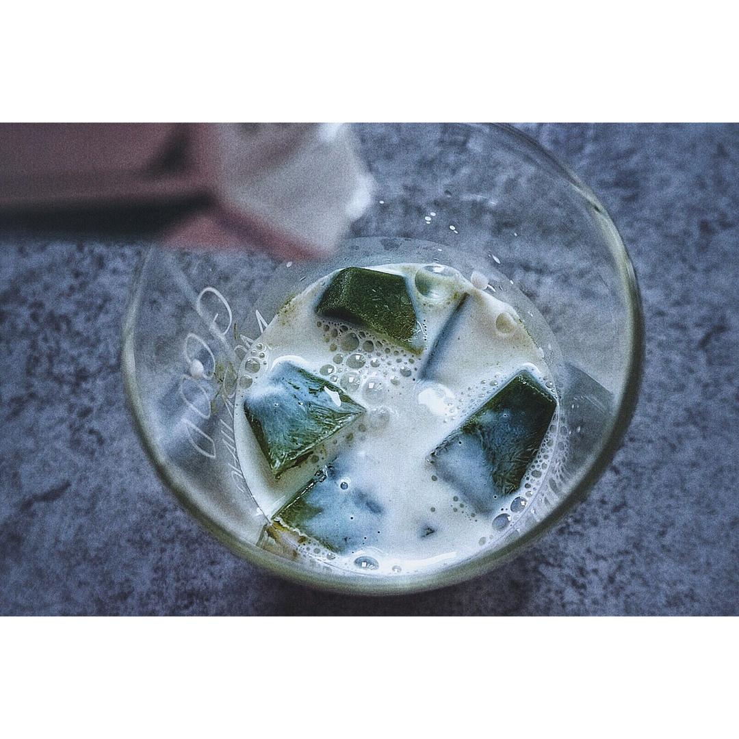 无糖抹茶拿铁