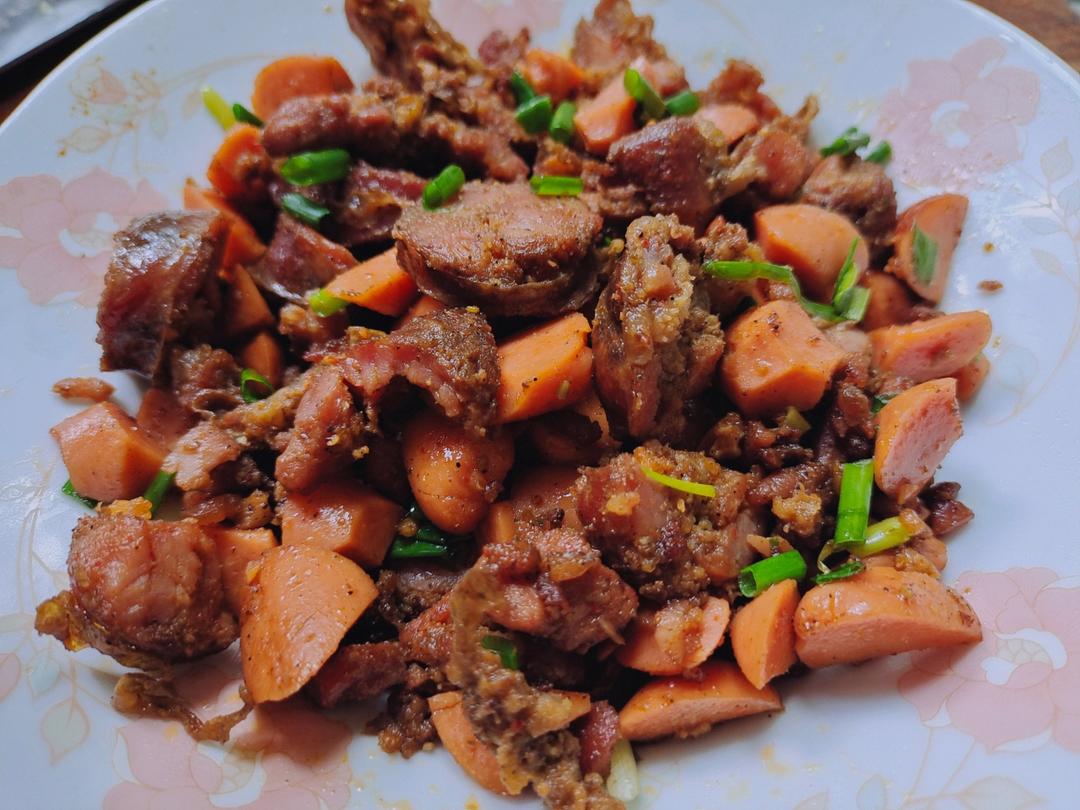 孜然火腿土豆丁