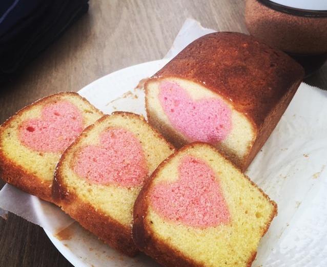 爱意浓浓--惊喜磅蛋糕(香草覆盆子口味)的做法