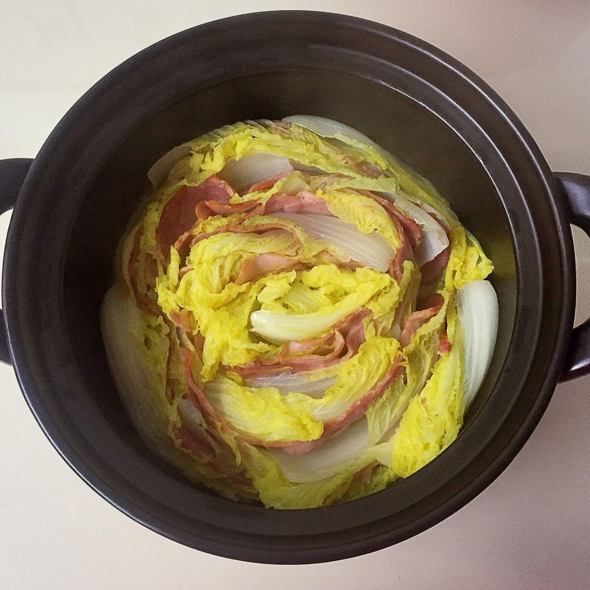 白菜培根锅的做法